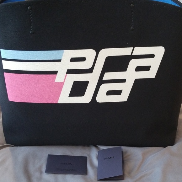 💯% GENUINE PRADA CANVAS TOTE - Picture 7 of 7